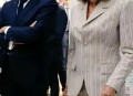 马克龙证妻子是女性,谁知道法国总统马克龙为什么要娶一个比自己大二十多岁的老婆？