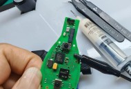 退衣服误寄奔驰钥匙,奔驰钥匙表面磨损怎么修复？