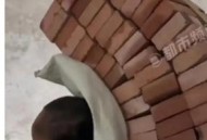 扛楼10个月挣15万,扛楼工累吗