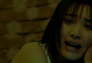 直播绑架4人被行拘 ,怎样解除直播权限绑到另一个号上？