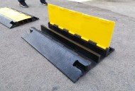 20米路装16条减速带,20米长的减速带怎样安装？