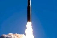 日本拥有核弹头负2枚,如果日本有了核武器会怎么样？谁会害怕？