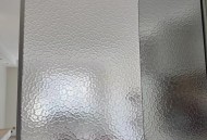 厕所吸烟玻璃变透明,卫生间玻璃透明变雾面