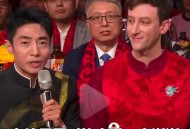 埃文凯尔看阅兵直播,埃文凯尔知道国礼瓷的价值吗？