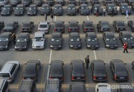 36车道挤满返程大军,