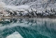九寨沟初雪后如仙境,12月中去九寨沟,有雪景看吗? 九寨沟初雪后如仙境,12月中去九寨沟,有雪景看吗?