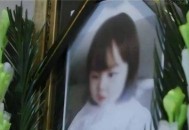 3岁女童坠亡案开庭,3岁女孩坠楼死亡