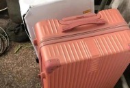 扔行李箱称没拿住,体重秤装行李箱里会坏吗？