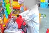 超市称娃偷千元商品,女儿今年十四岁了不听话老偷拿自家的钱而且拿上千元怎么教育？