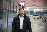 中国人工作时间太长,公交车司机工作时间太长到哪里投诉？