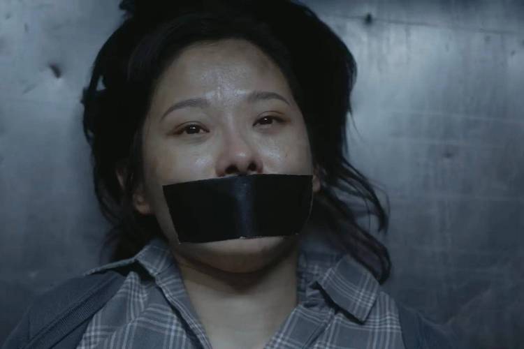 戴人皮面具入室盗窃,人皮连体面具有空气吗?