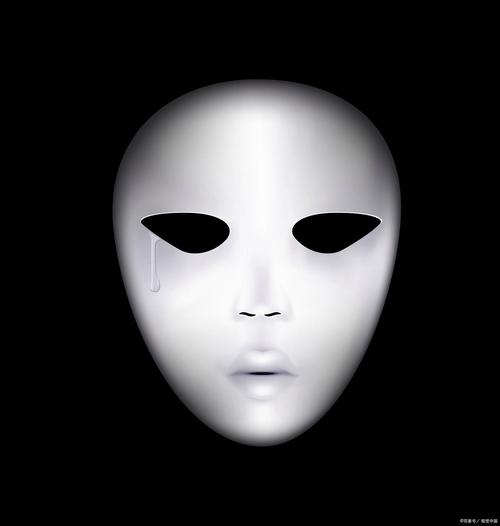 戴人皮面具入室盗窃,