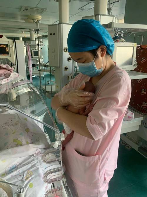 台早产女婴术后瘫痪,早产儿都需要做哪些检查?