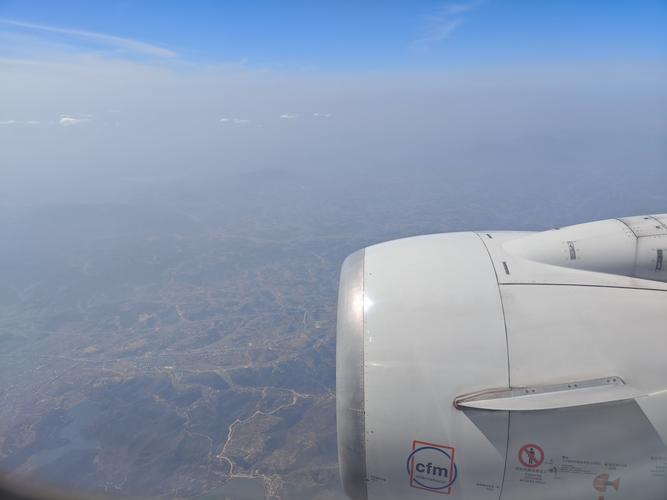 充电宝冒烟飞机返航,充电宝冒烟飞机返航会爆炸吗