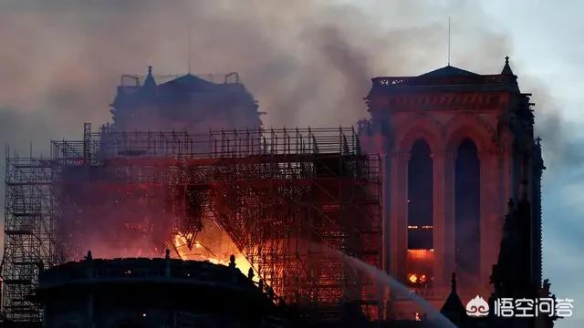 巴黎赢了球烧了城,如果你去巴黎旅游，巴黎圣母院被烧了，你还想去看看吗？还是说你打算在游戏里看看？