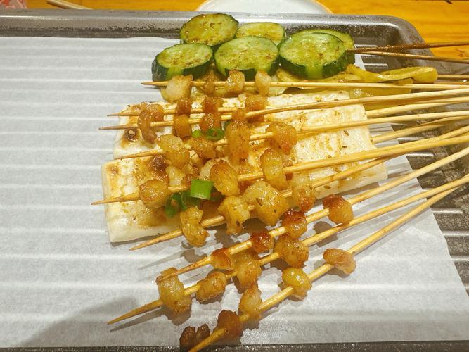 脖子被扎多根烧烤签,牛脖子肉可以烧烤吗?