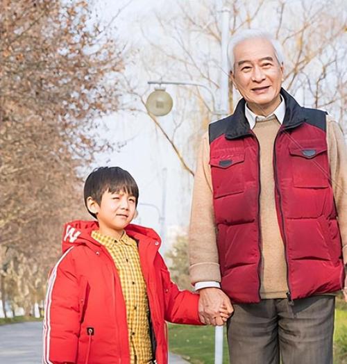 孙子比儿子大3岁,古代孙子年龄比小儿子大?