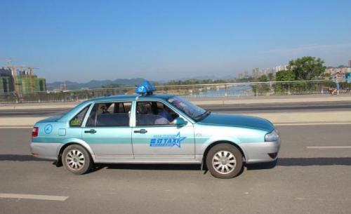 黑车3公里收1800元,办理营运证和没办理营运证的面包车(类五菱宏光)有什么区别? 黑车3公里收1800元,办理营运证和没办理营运证的面包车(类五菱宏光)有什么区别?