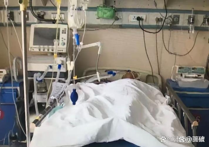吃剩菜后被送医抢救,吃剩菜住进icu