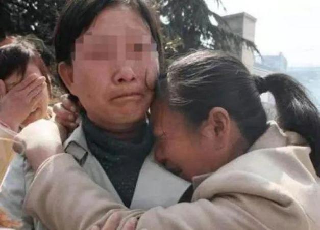 家外有家被判10个月,家里有人判刑