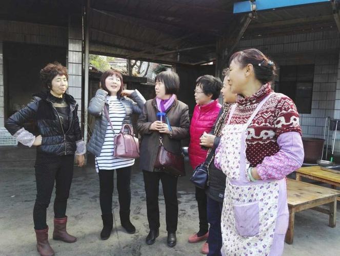 印父亲驱猴误杀儿子,杀猪给猴看是什么意思?