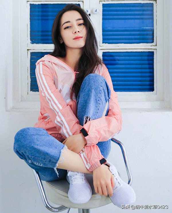 杨幂论文AI率涨91%,现在的明星人设太多，说一下你们所知道的明星人设有哪些？ ​​​​？