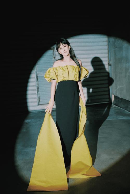 陈意涵医美后脸歪了,陈意涵的脸