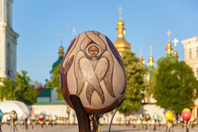 乌称击落俄战斗机,乌军发射导弹击落俄战机的全程曝光,为何乌防空系统还没被摧毁? 乌称击落俄战斗机,乌军发射导弹击落俄战机的全程曝光,为何乌防空系统还没被摧毁?