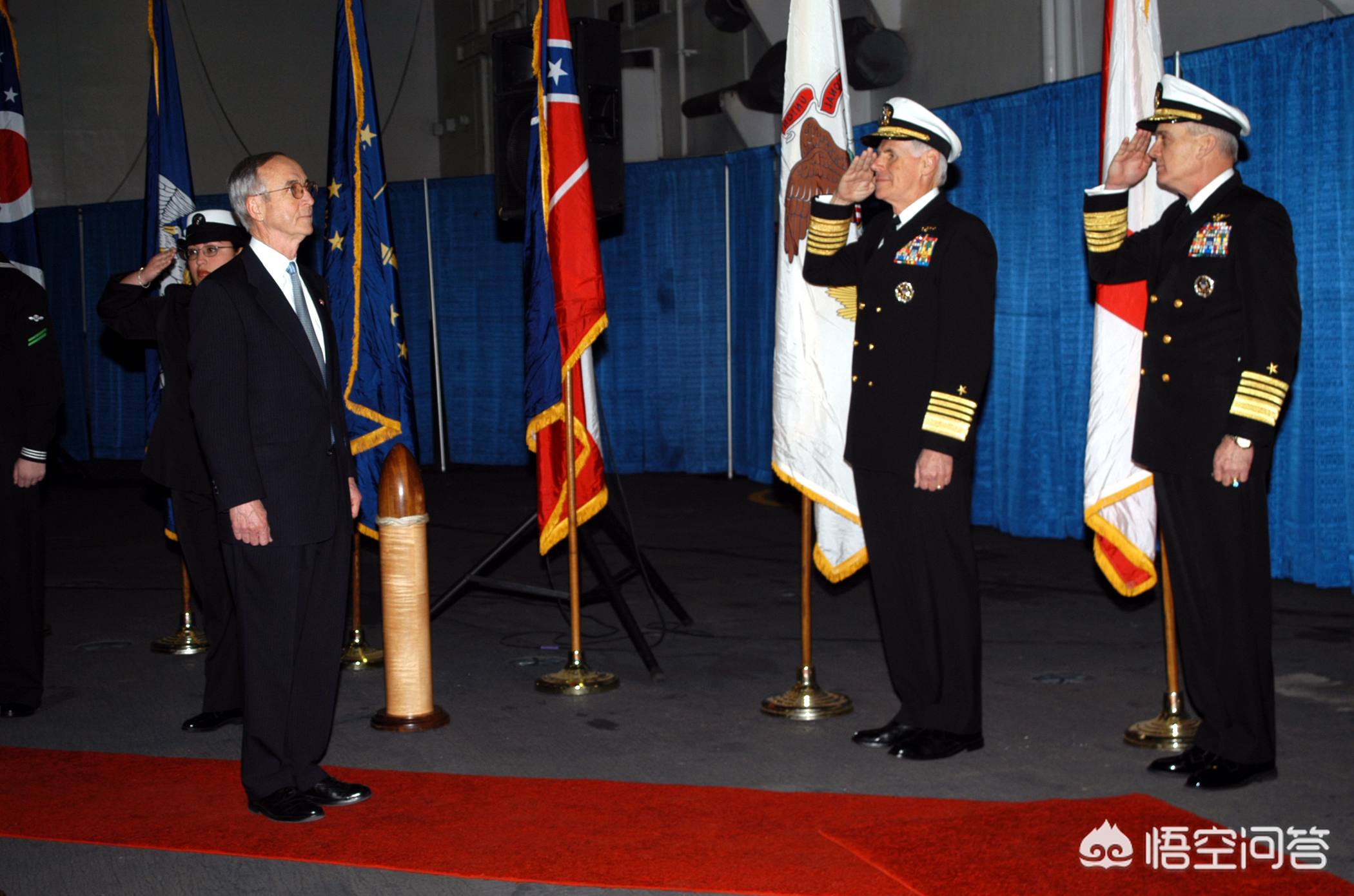 美国防部长已读乱回,为什么美国的的国防部长不是现役军人？