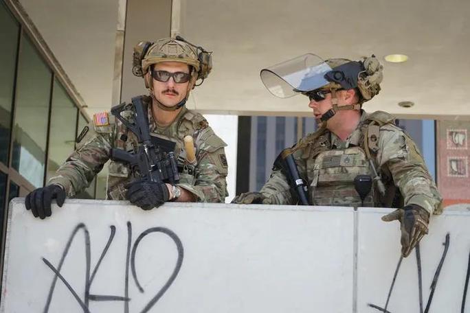 华人亲历洛杉矶宵禁,华人亲历洛杉矶宵禁是真的吗