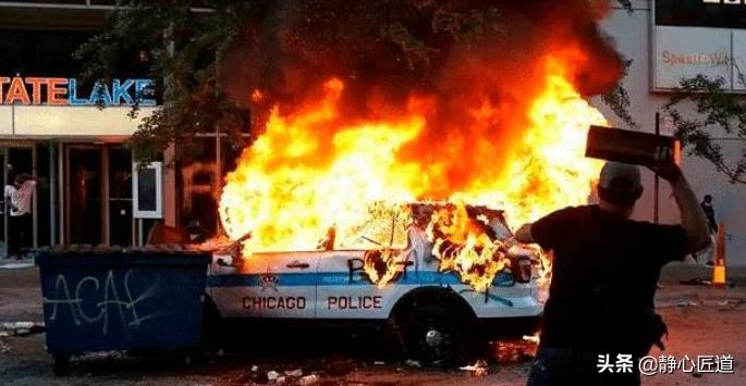 美国又一地实施宵禁,弗洛伊德之死引发美国骚乱,为何美国警方敢再次射杀黑人? 美国又一地实施宵禁,弗洛伊德之死引发美国骚乱,为何美国警方敢再次射杀黑人?