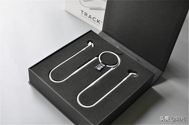 99元耳机包炒至1499,kozaloo是荣耀什么型号？