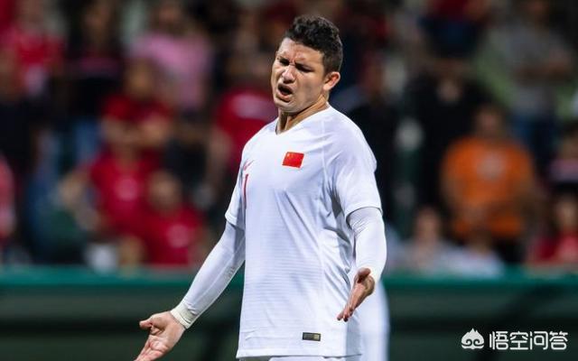 前国脚怒斥工资太低,国脚限薪，如果实行工资制你认为多少钱一年合适？