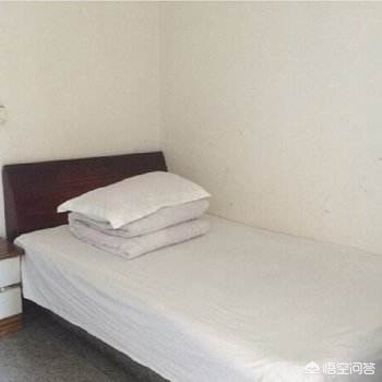 大爷体内藏52年牙刷,大爷藏了很多枪是什么电影