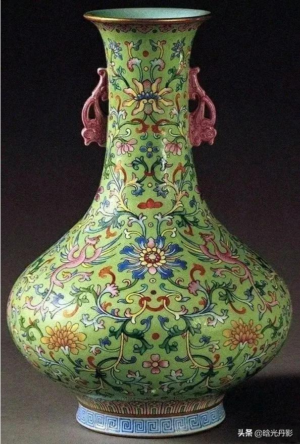 故宫展品疑被雨打湿,北京故宫的东西是被谁盗走的? 故宫展品疑被雨打湿,北京故宫的东西是被谁盗走的?