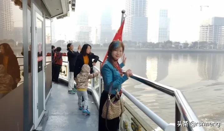 韩红发飙骂选手自私,韩红正面回应河南救灾争议,目前仅郭晓东公开力挺,你怎么看? 韩红发飙骂选手自私,韩红正面回应河南救灾争议,目前仅郭晓东公开力挺,你怎么看?