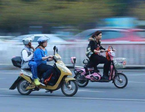 年轻人不买年抛电车,年轻人适合干电动车维修吗?