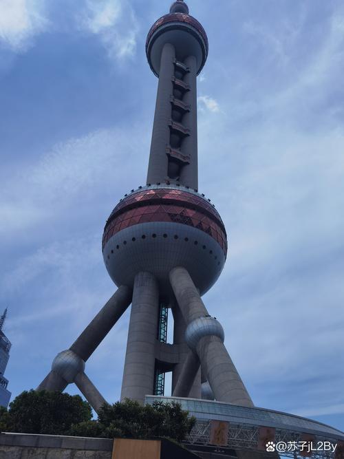 东方明珠玻璃疑热炸,东方明珠玻璃栈道安全吗?