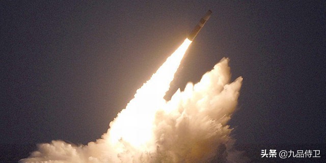 伊朗发导弹齐射视频,如果美国动用10艘俄亥俄齐射三叉D5，伊朗会怎么应对？