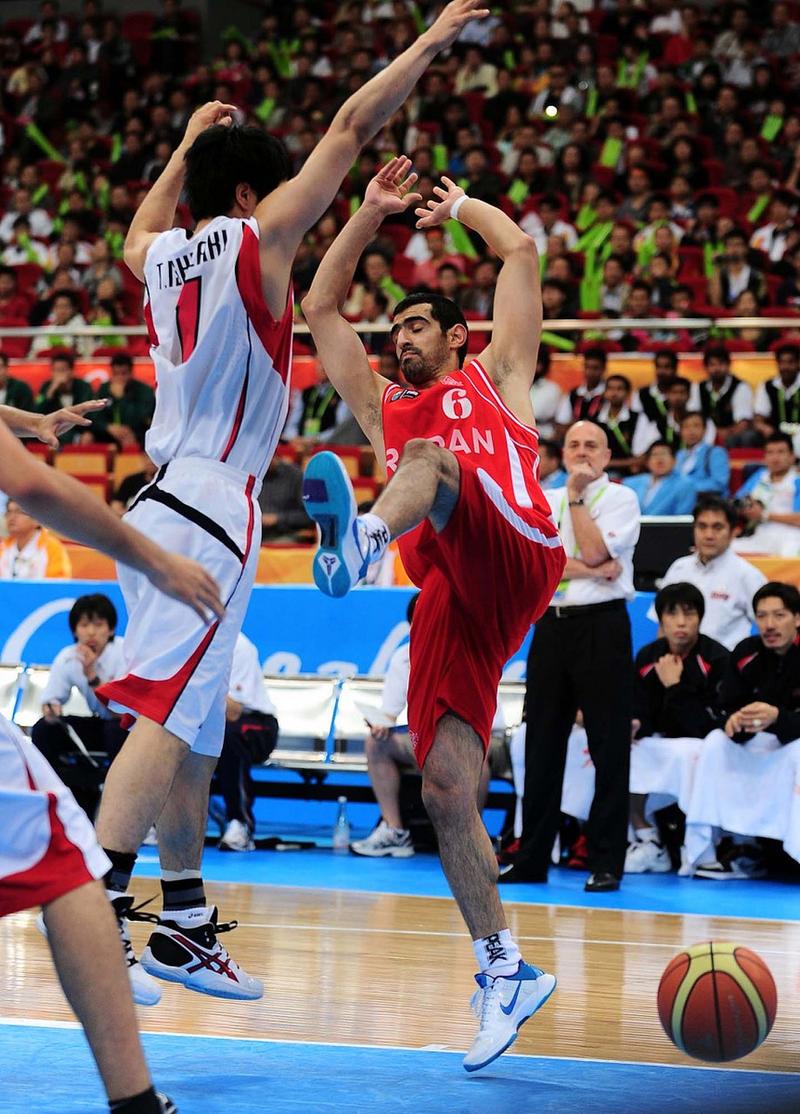 中国男篮惜败加拿大,中国男篮惜败加拿大队