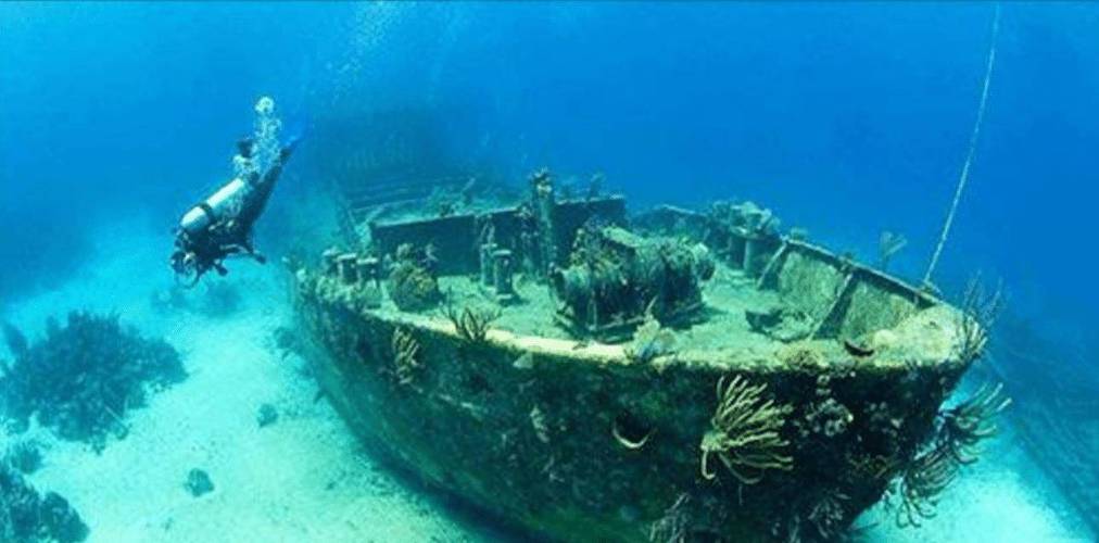 印尼沉船事件致3死,印尼古沉船