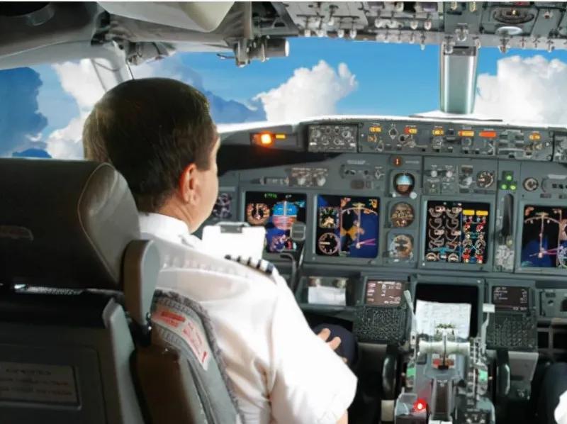 坠楼机长家属发声,坠楼机长家属发声视频 坠楼机长家属发声,坠楼机长家属发声视频