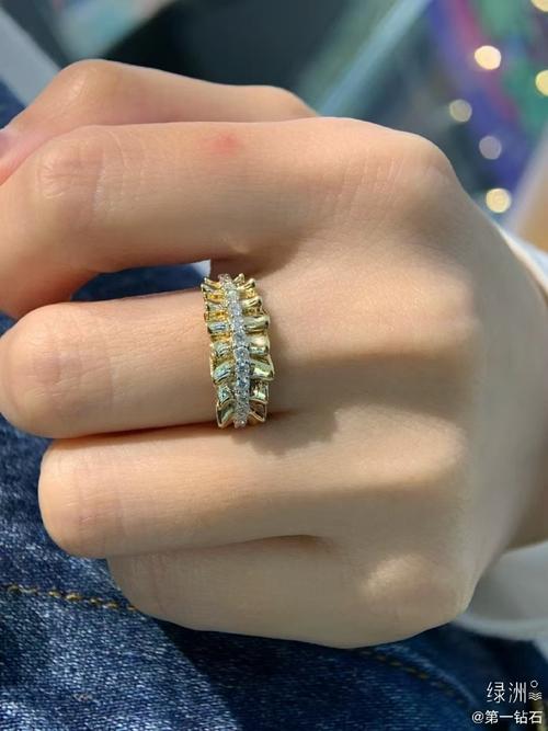 公园挖3.36克拉钻石,公园不同材质铺装好处?