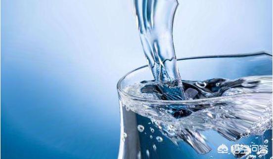 日本无事发生,求教大神一个貌似日本的鬼片，一个鬼要杀女主角，但女主只要晚上在屋里呆着就没事？