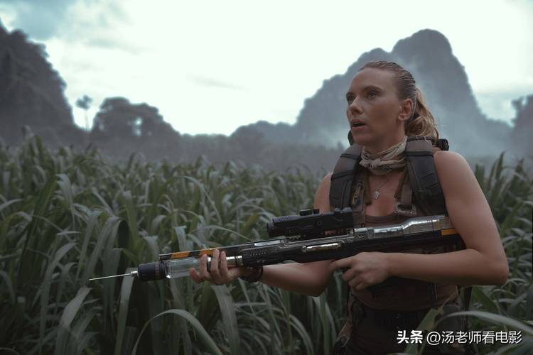 斯嘉丽登顶票房榜,斯嘉丽总票房