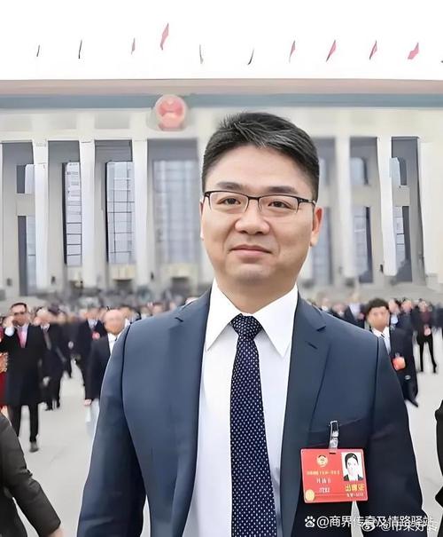 富豪放狮子攻击员工,有的人觉得刘强东不会干性侵的事?你怎么看?