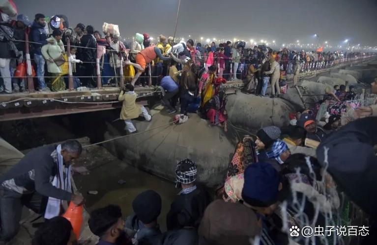 印度桥梁坍塌致9死,凌晨三点印度传来一声巨响,造成至少9人死亡,400人紧急送入医院,为什么这样?