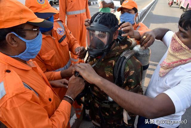 印度桥梁坍塌致9死,凌晨三点印度传来一声巨响,造成至少9人死亡,400人紧急送入医院,为什么这样? 印度桥梁坍塌致9死,凌晨三点印度传来一声巨响,造成至少9人死亡,400人紧急送入医院,为什么这样?