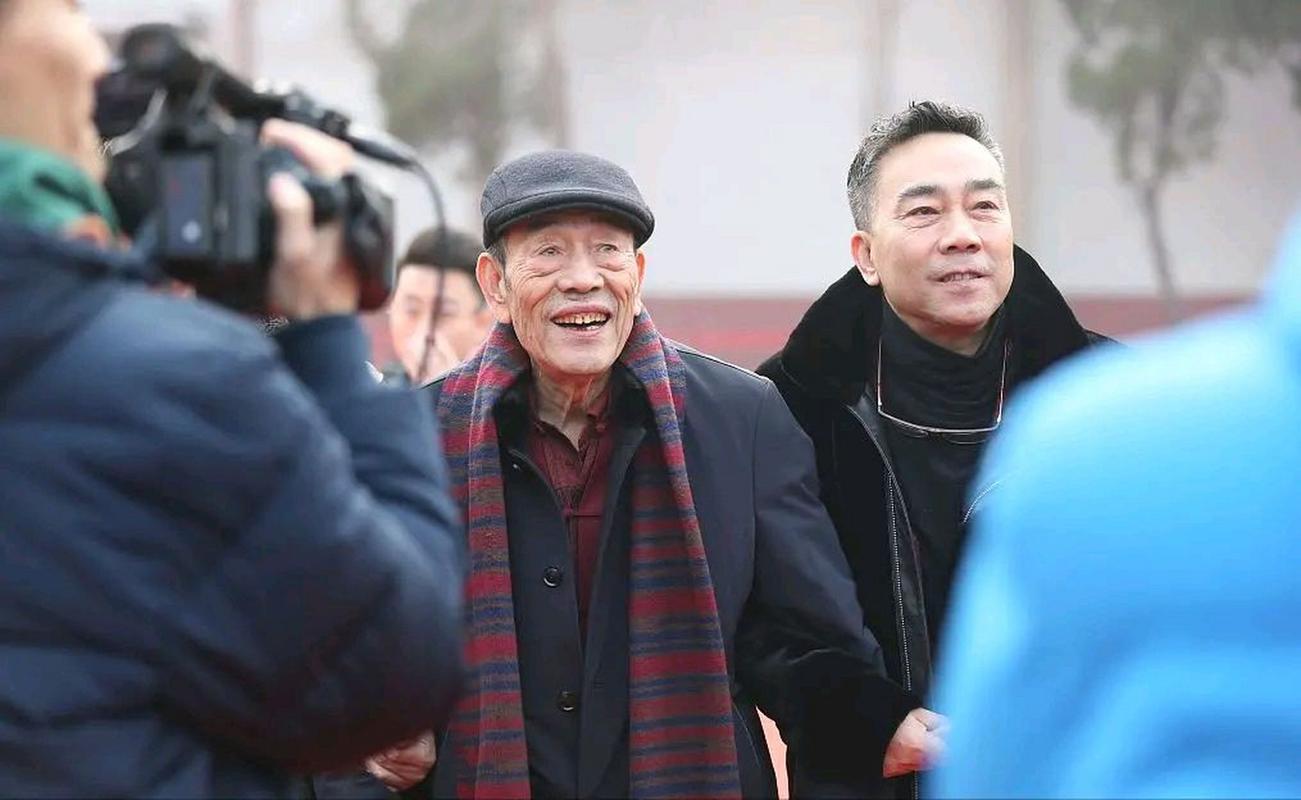 郭德纲悼念杨少华,郭德纲去看望杨少华视频