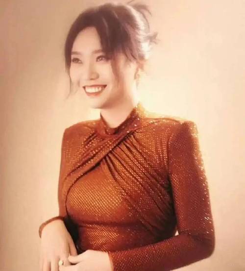 29岁女演员当服务员,29岁女演员当服务员怎么样